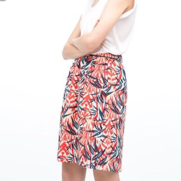 Zara Leaf Print Skirt - Picture 2 of 5